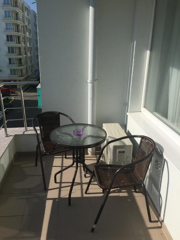 Apartament Antonia Summerland Mamaja Zewnętrze zdjęcie